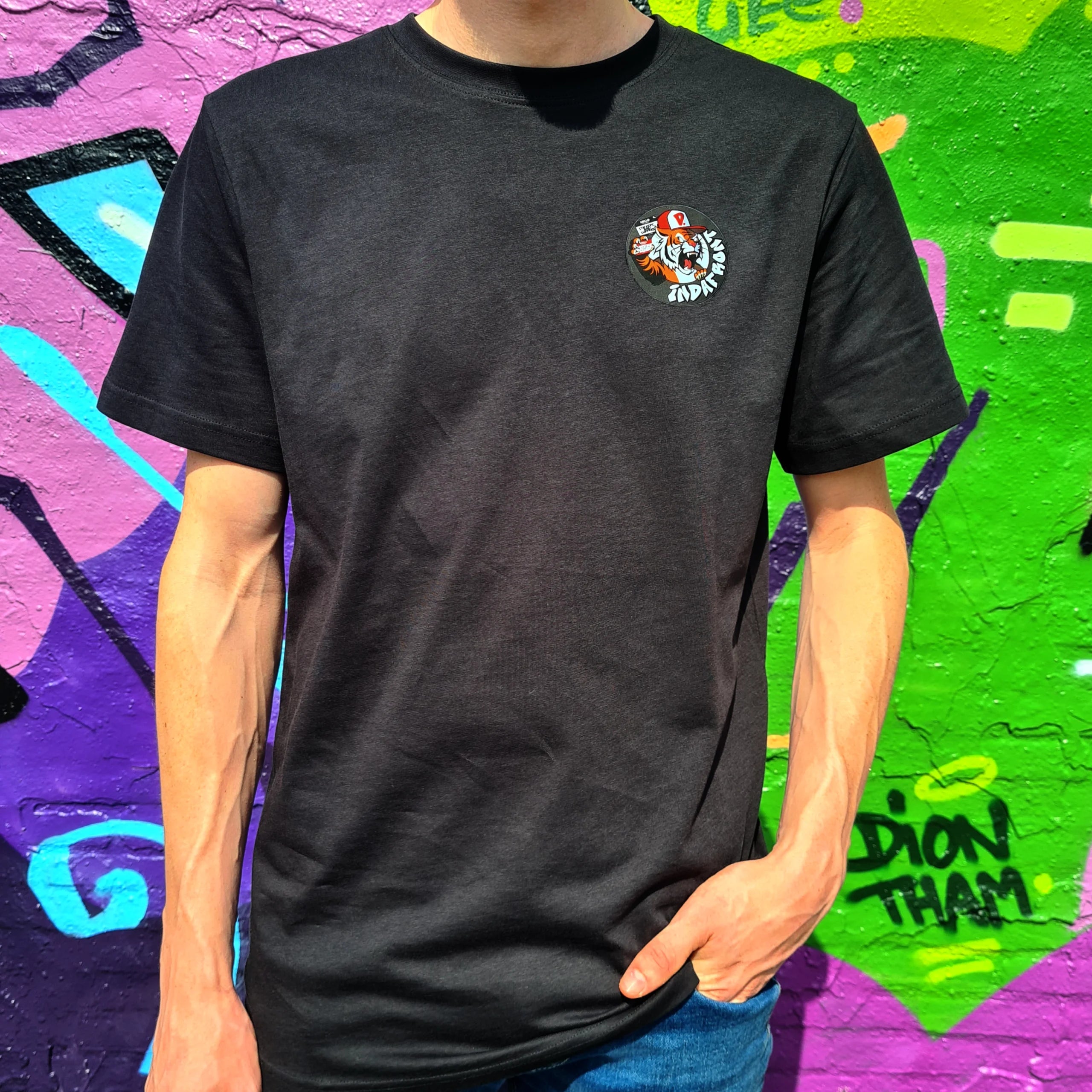 Roaring Taggie T-Shirt - Black image 1