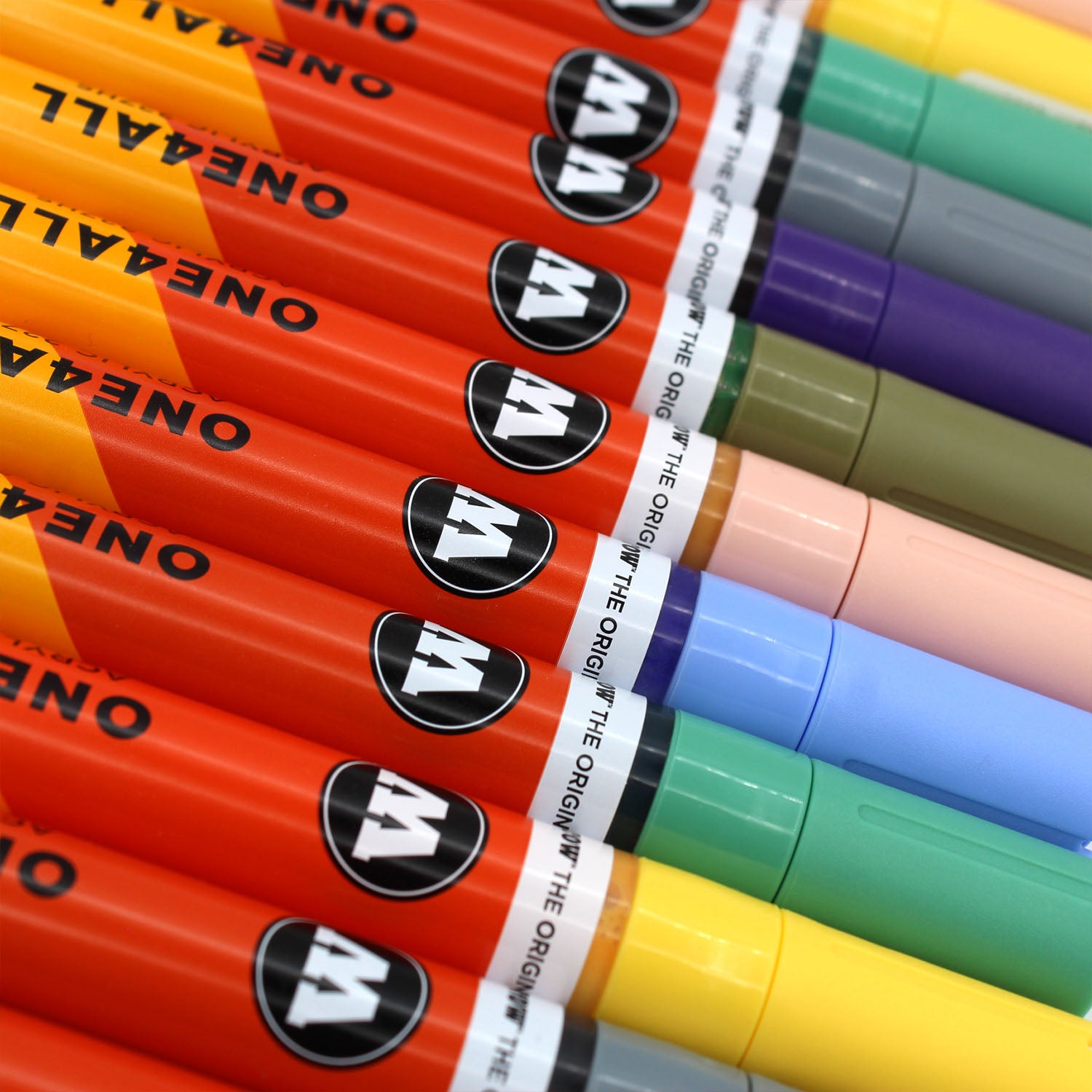 Molotow ONE4ALL 227HS Acrylic Marker (4mm) image 4